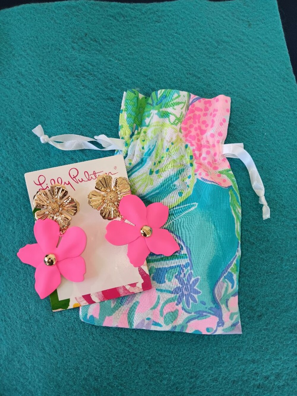 Lilly Pulitzer earrings - Picture 7 of 12